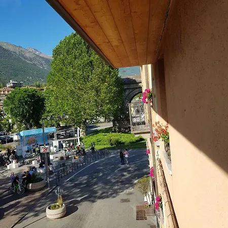 Au Coeur Du Bourg Cir Vda Lt 0348